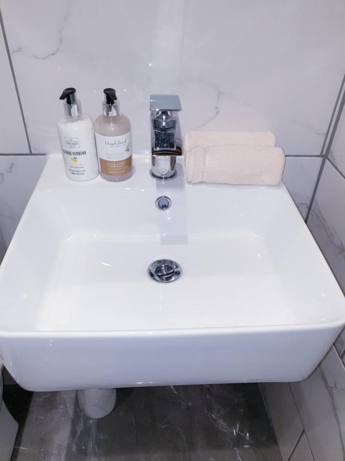 סאות'אנד און סי Luxury 1 Bed Close To Town Centre With Free Parking מראה חיצוני תמונה