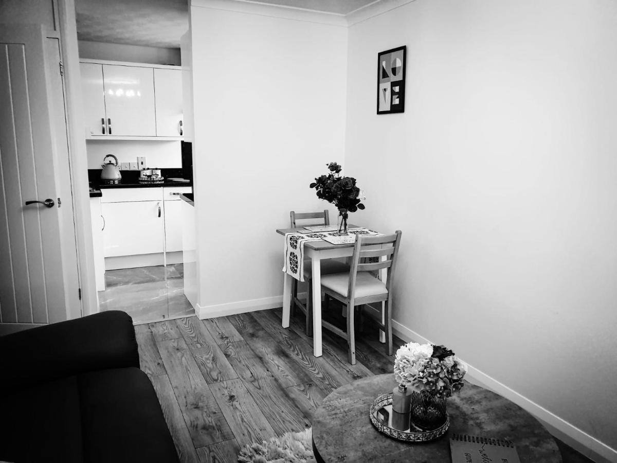 סאות'אנד און סי Luxury 1 Bed Close To Town Centre With Free Parking מראה חיצוני תמונה
